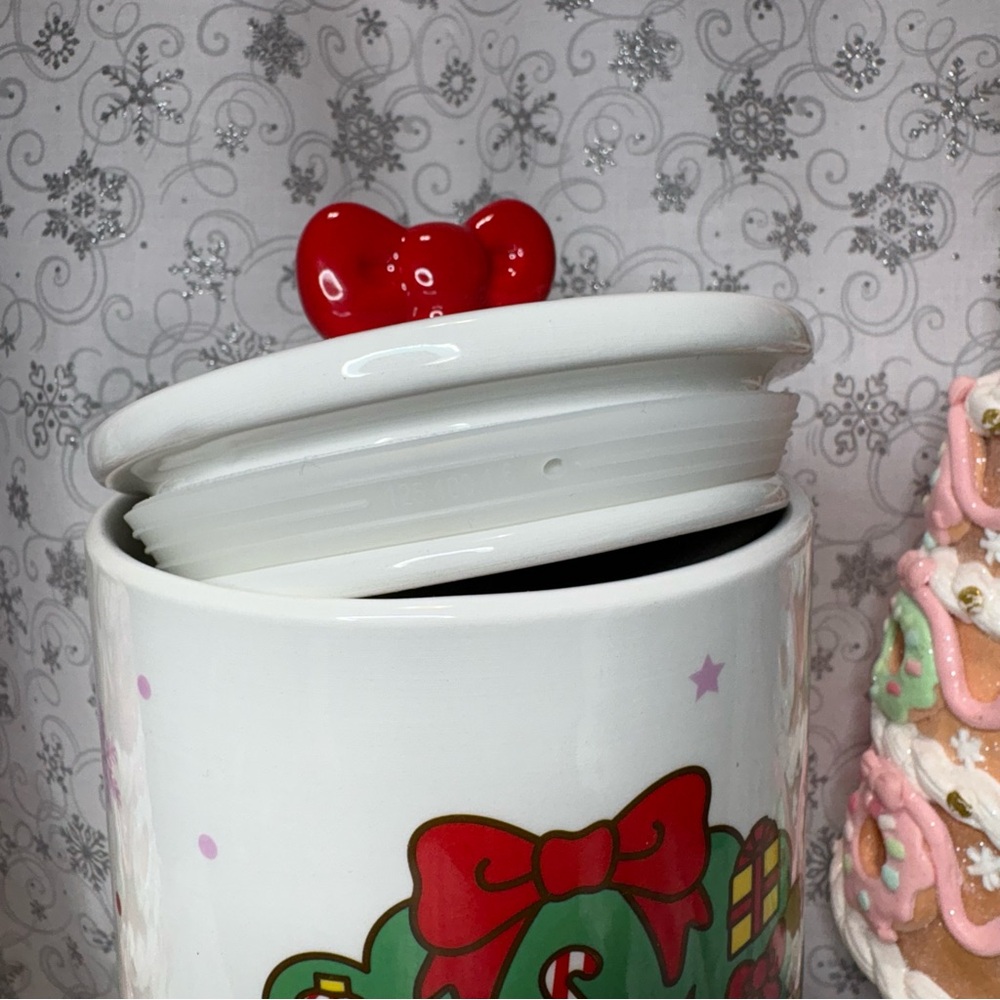 Sanrio Christmas Hello Kitty Wreath Snowflake Canister Cookie Jar w/Bow Topper - Picture 6 of 12
